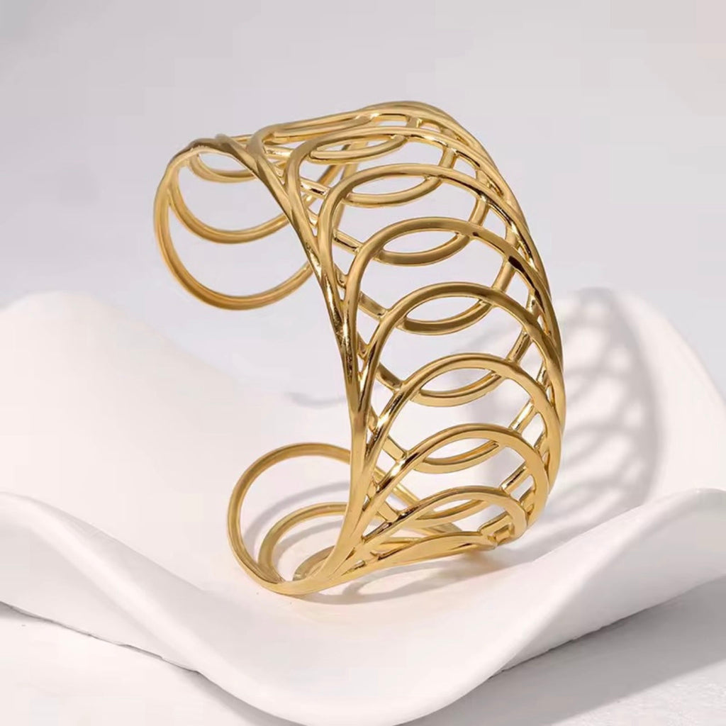 Vintage Grid Gold Cuff